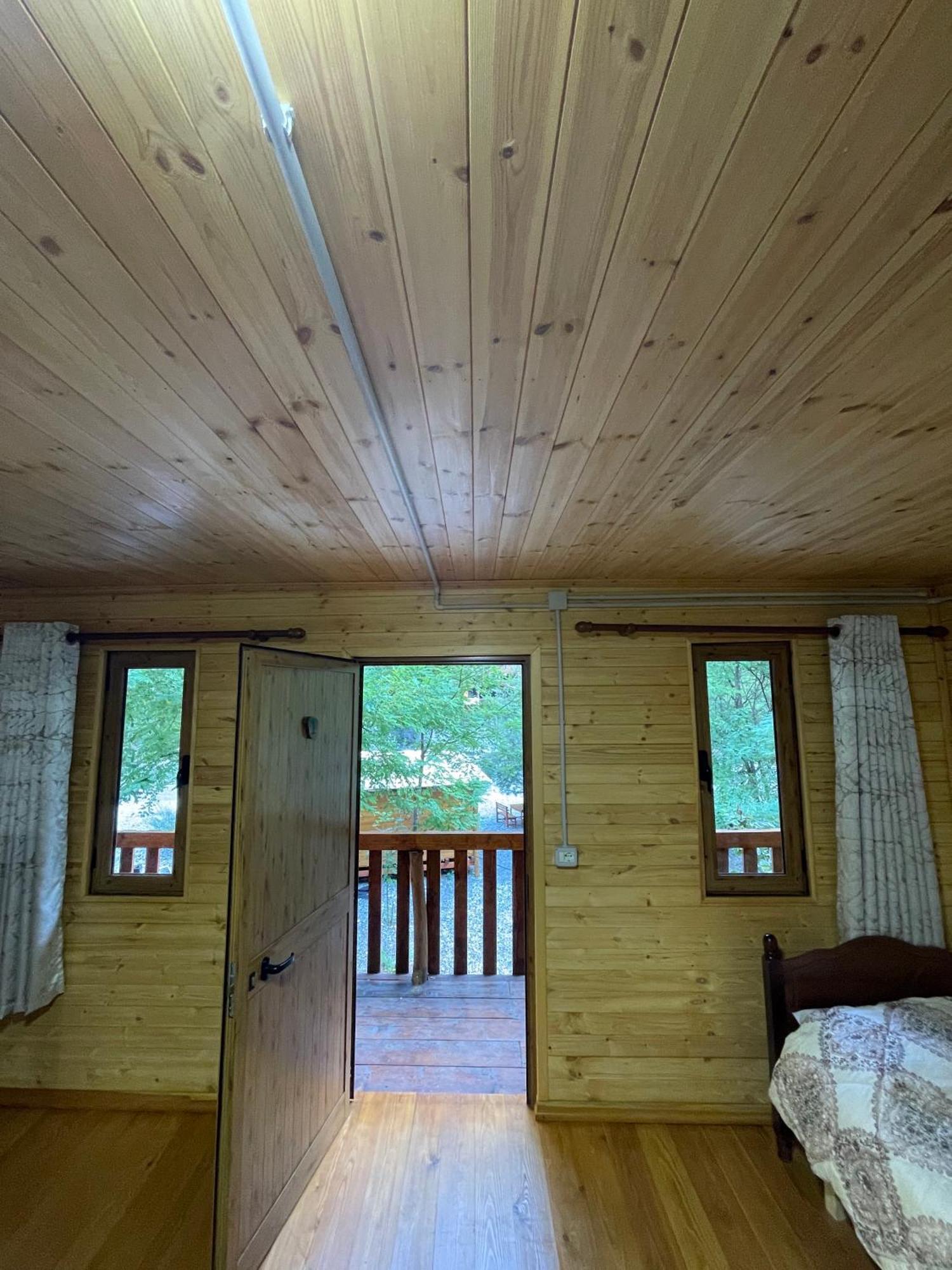 Guri I Lekes Guesthouse Moll' e Shoshit Dış mekan fotoğraf