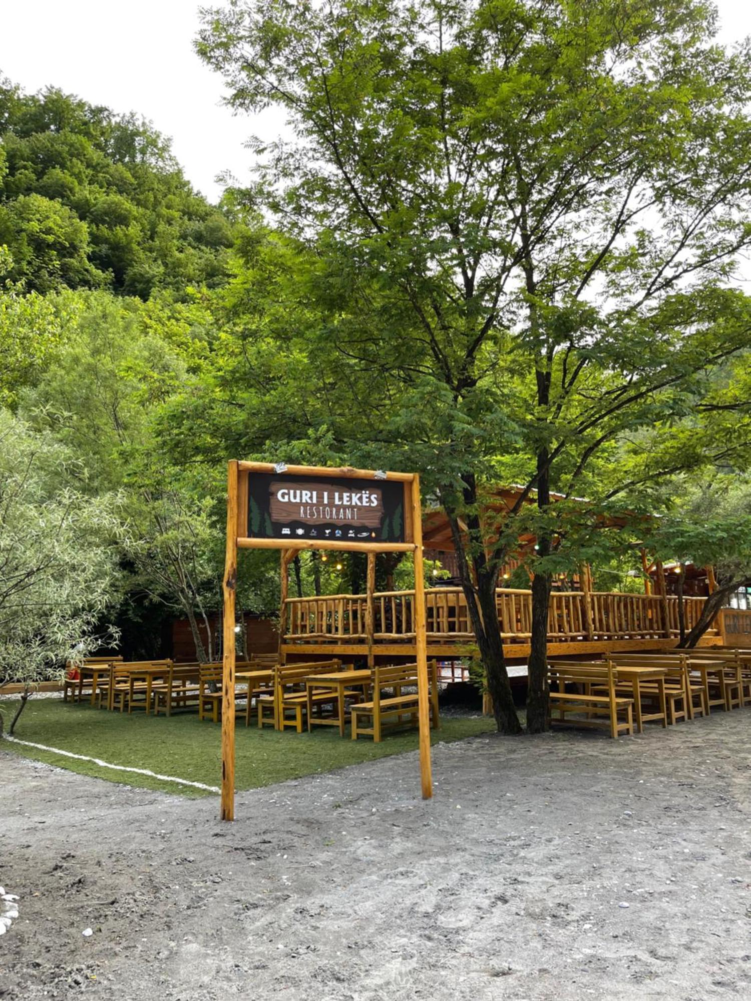Guri I Lekes Guesthouse Moll' e Shoshit Dış mekan fotoğraf