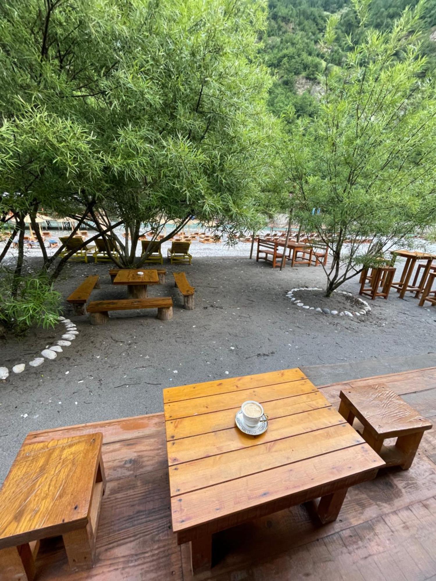 Guri I Lekes Guesthouse Moll' e Shoshit Dış mekan fotoğraf
