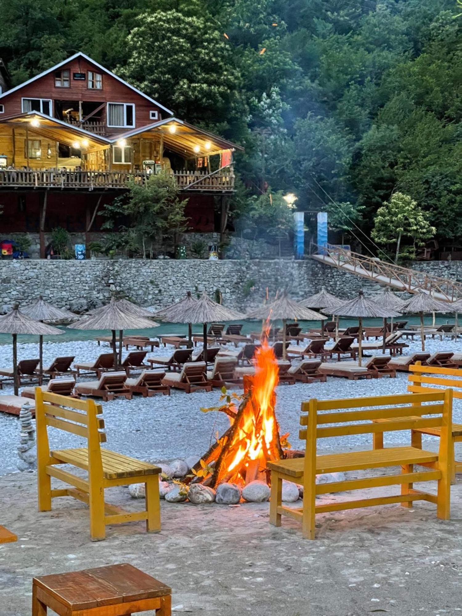 Guri I Lekes Guesthouse Moll' e Shoshit Dış mekan fotoğraf
